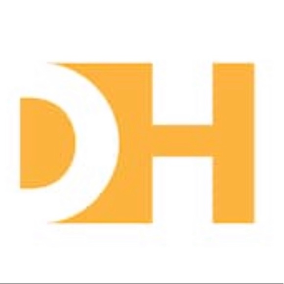 Meet your Posher, Deena - Picture 1 of 1